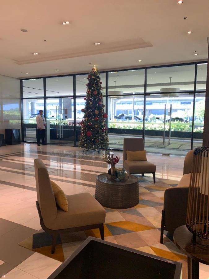 81 Newport Boulevard Cluster 4 - 8F Across Naia Airport, Terminal 3 Pasay Eksteriør billede